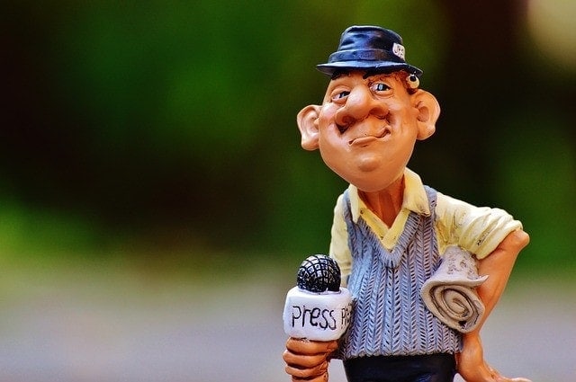 journalist-985073_640