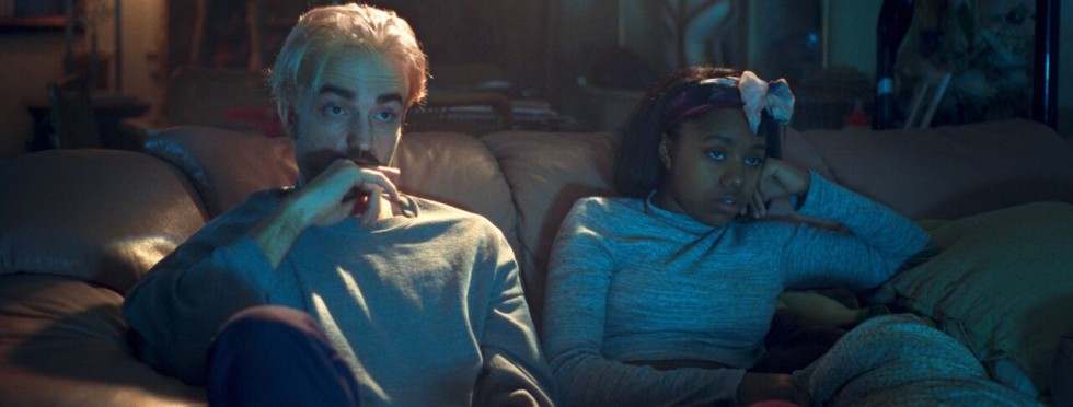 Robert Pattinson et Taliah Webster (Good Time, 2017)