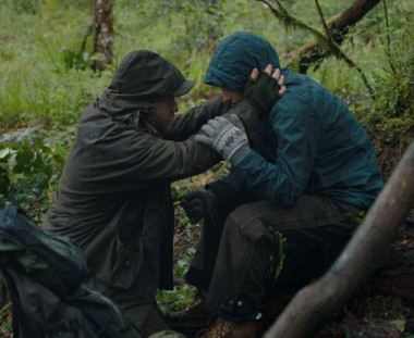 Thomasin McKenzie et Ben Foster dans Leave no Trace