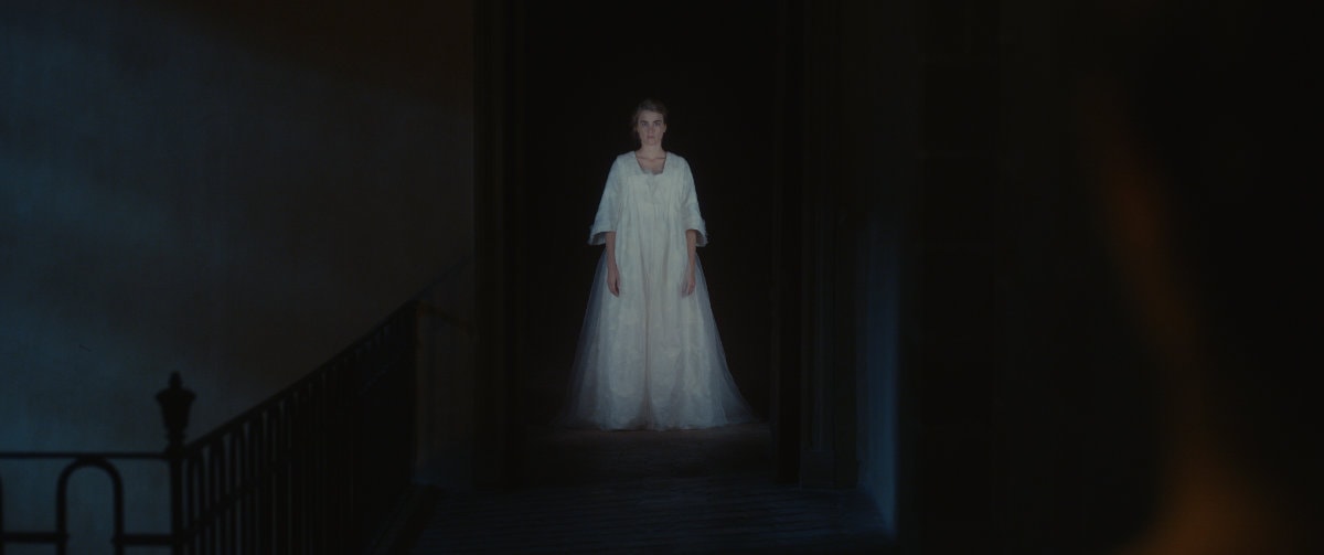 Le fantôme d'Héloïse (Adèle Haenel) dans Portrait de la jeune fille en feu