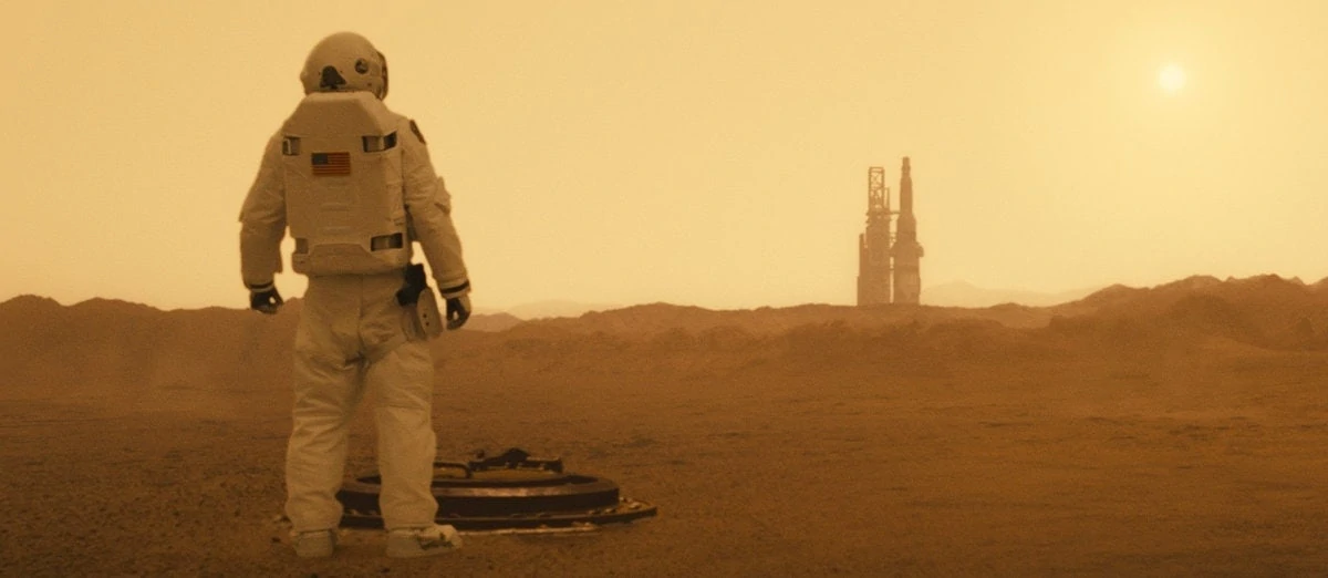 Brad Pitt sur Mars dans Ad Astra