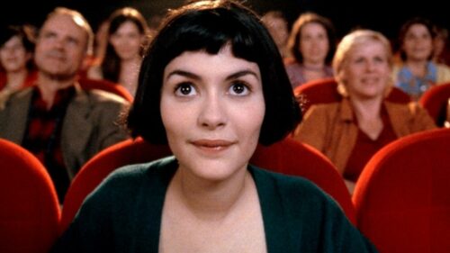 Amélie Poulain (Audrey Tautou) au cinéma dans Le Fabuleux Destin d'Amélie Poulain