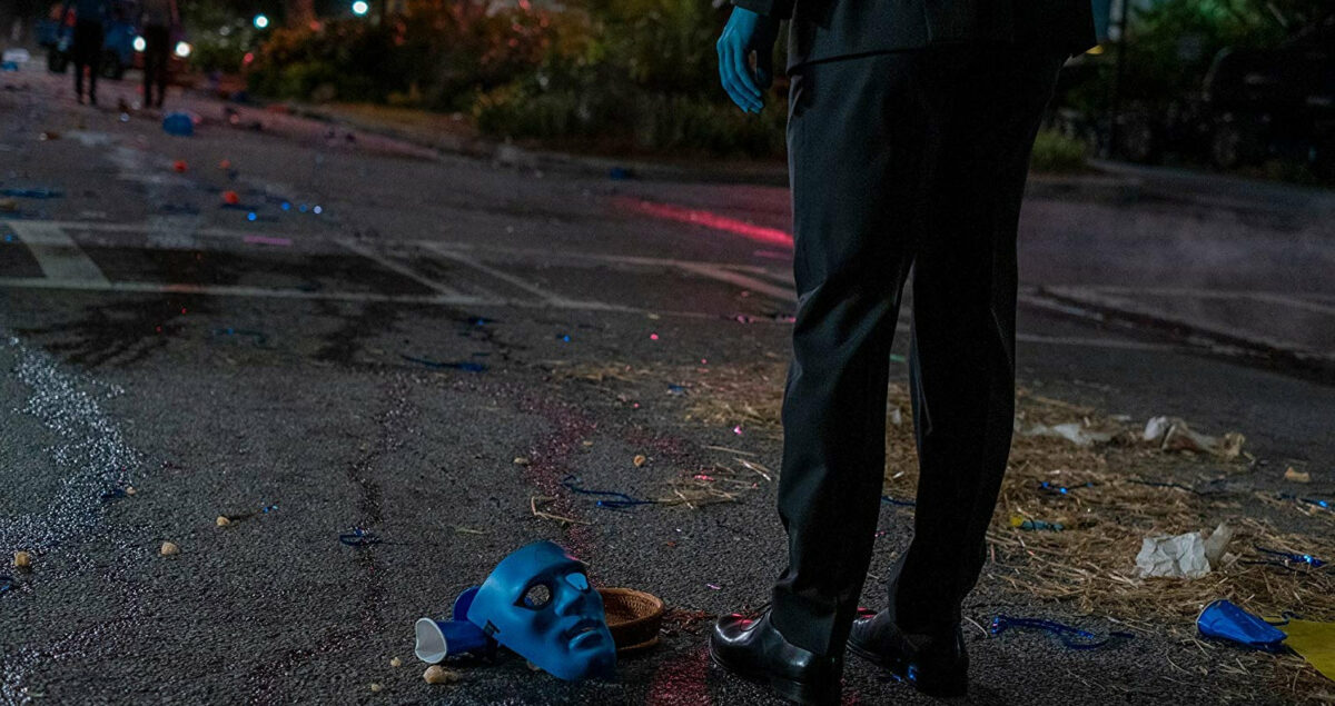 Le masque bleu du Dr Manhattan dans la série Watchmen