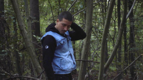 Arnaud dans la forêt dans Soy Libre