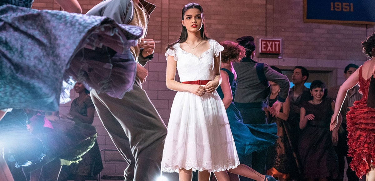 Maria (Rachel Zegler) au bal dans West Side Story