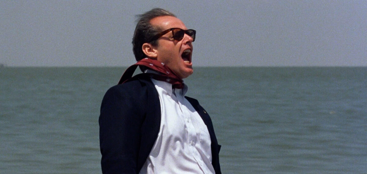 Jack Nicholson sur la plage dans Tendres Passions
