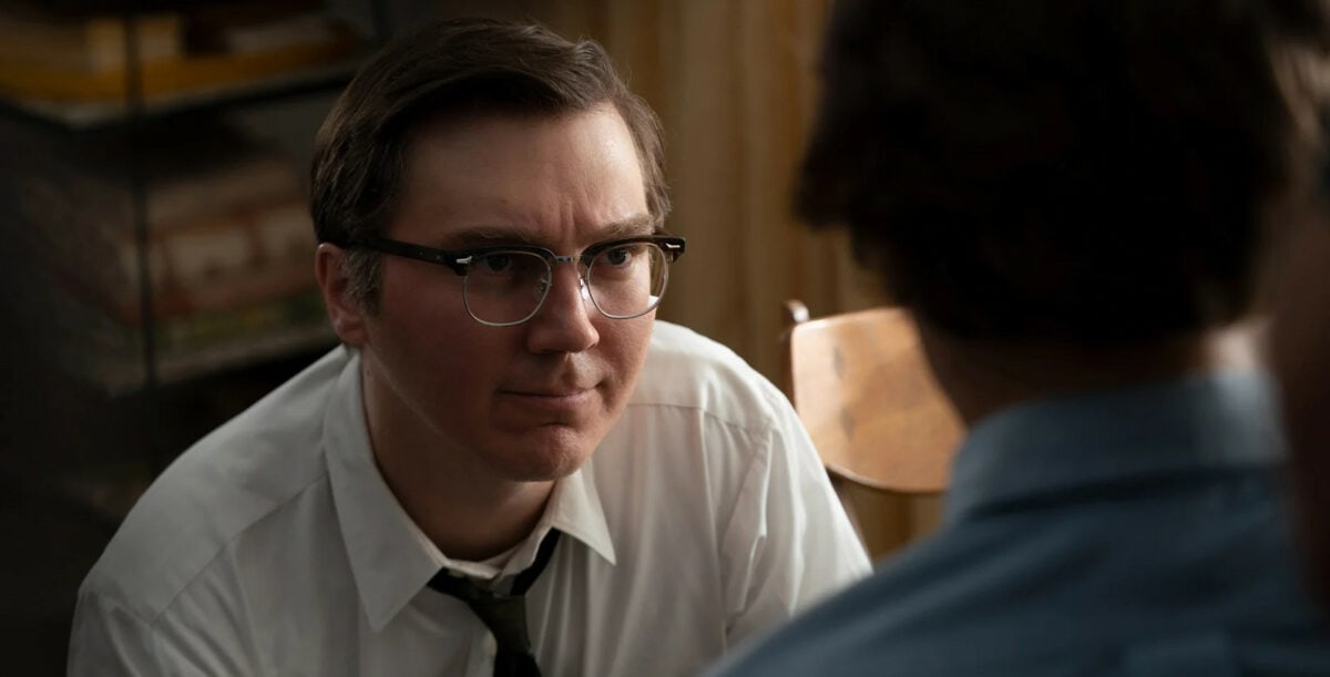 Le père (Paul Dano) fait la morale à Sam dans The Fabelmans