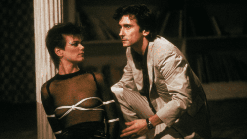 Griffin Dunne et Linda Fiorentino attachée dans After Hours