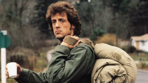 Sylvester Stallone au début du film Rambo