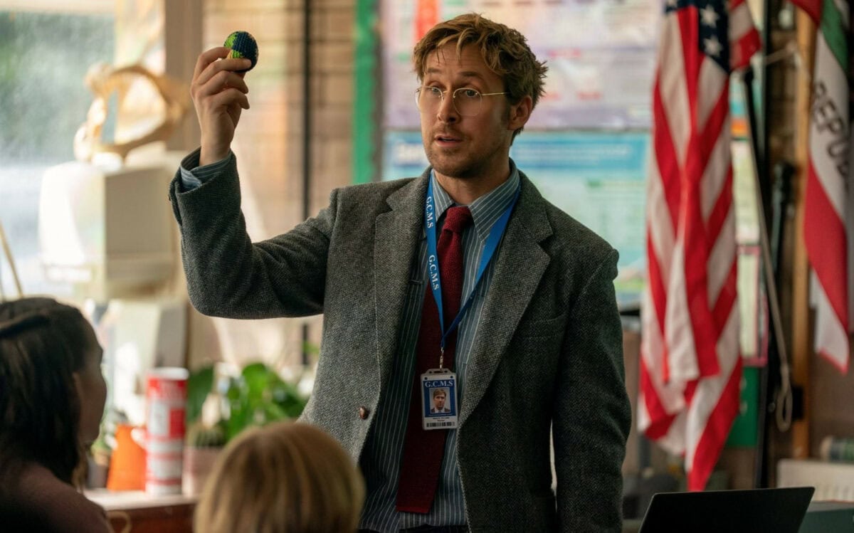 Ryan Gosling en prof devant sa classe dans Projet Dernière Chance