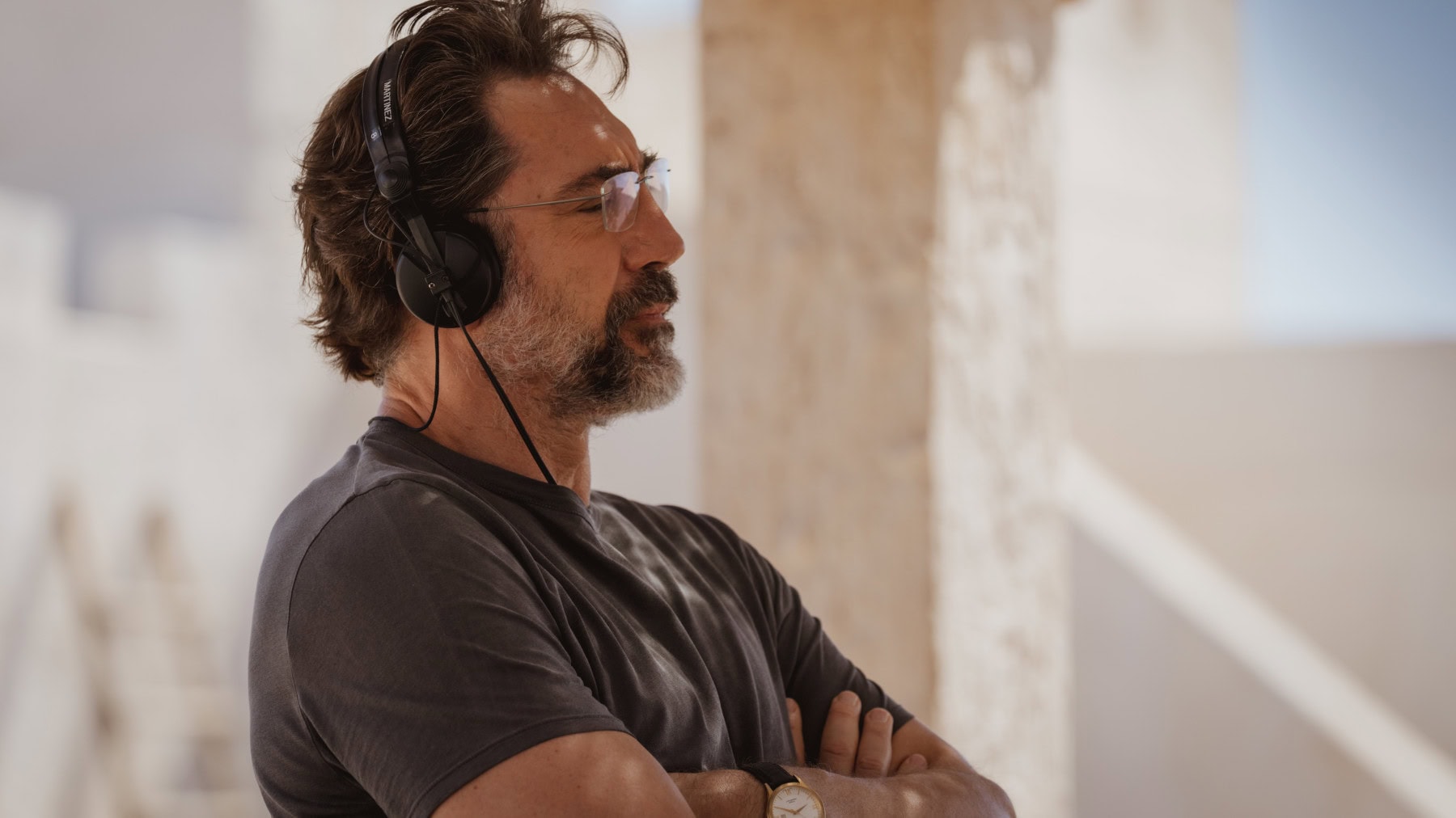 Javier Bardem intervient lors de la scène du repas dans L'Être Aimé
